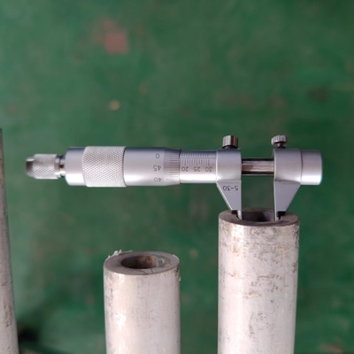 جودة  ASTM A213 TP304 304L Stainless Steel Pipe Annealed Pickled مصنع