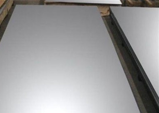 لوحة الفولاذ المقاوم للصدأ SUS304 2000 مم JIS الفولاذ المقاوم للصدأ لوحة المدرفلة على الساخن