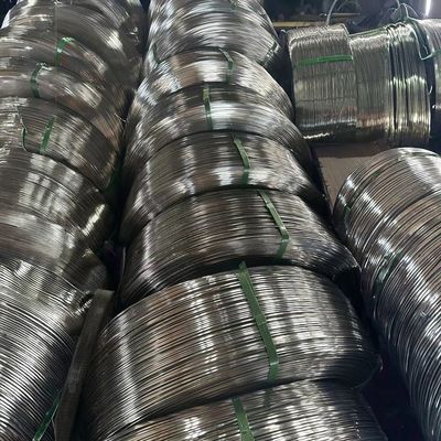 سلك مقطع من الفولاذ المقاوم للصدأ AISI304 304L 316 316L على شكل مثلث وشبه منحرف