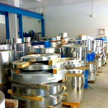 رقم 4 شريط فولاذ المقاوم للصدأ المنتهي مع 0.1mm التسامح و 520-750 MPa قوة الشد للصناعة الصناعية