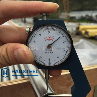 304L أنابيب الفولاذ المقاوم للصدأ السعر لكل متر